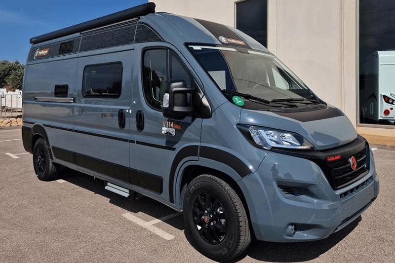 frontal exterior Challenger V114 Max Road