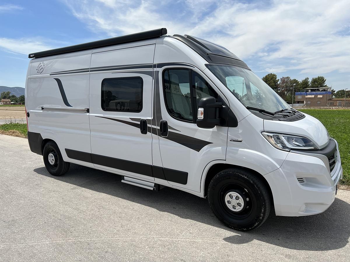 Exterior frontal Boxstar Street 600 Family