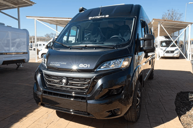 frontal Sunlight Cliff 601