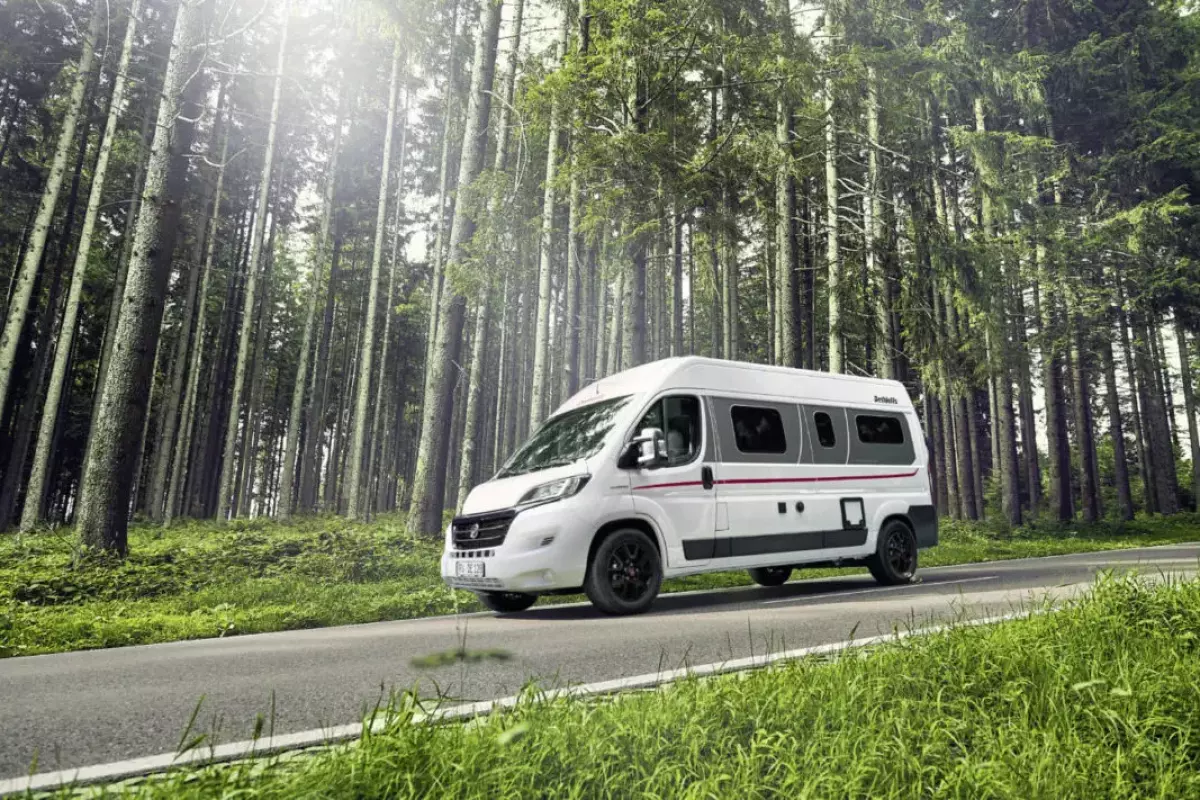 Dethleffs apuesta por las furgonetas camper y amplia su gama Globetrail en 2023