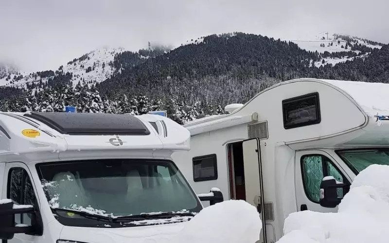 Se habilitan nuevas plazas para autocaravanas en Baqueira-Beret después de prohibirse su estacionamiento en la zona