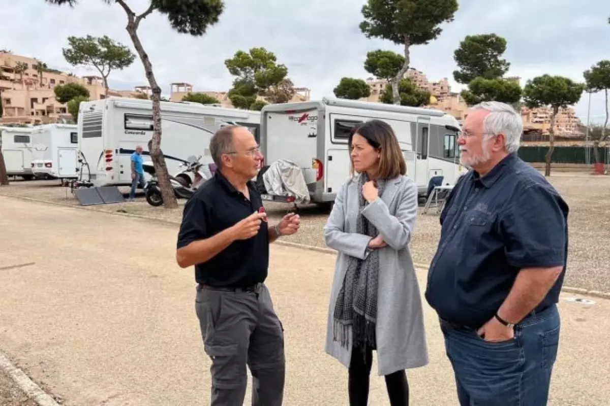 New camper area in Águilas, Murcia: the German company Dümo opens a new parking area for motorhomes and caravans with 108 spaces in the urbanization Los Geranios.