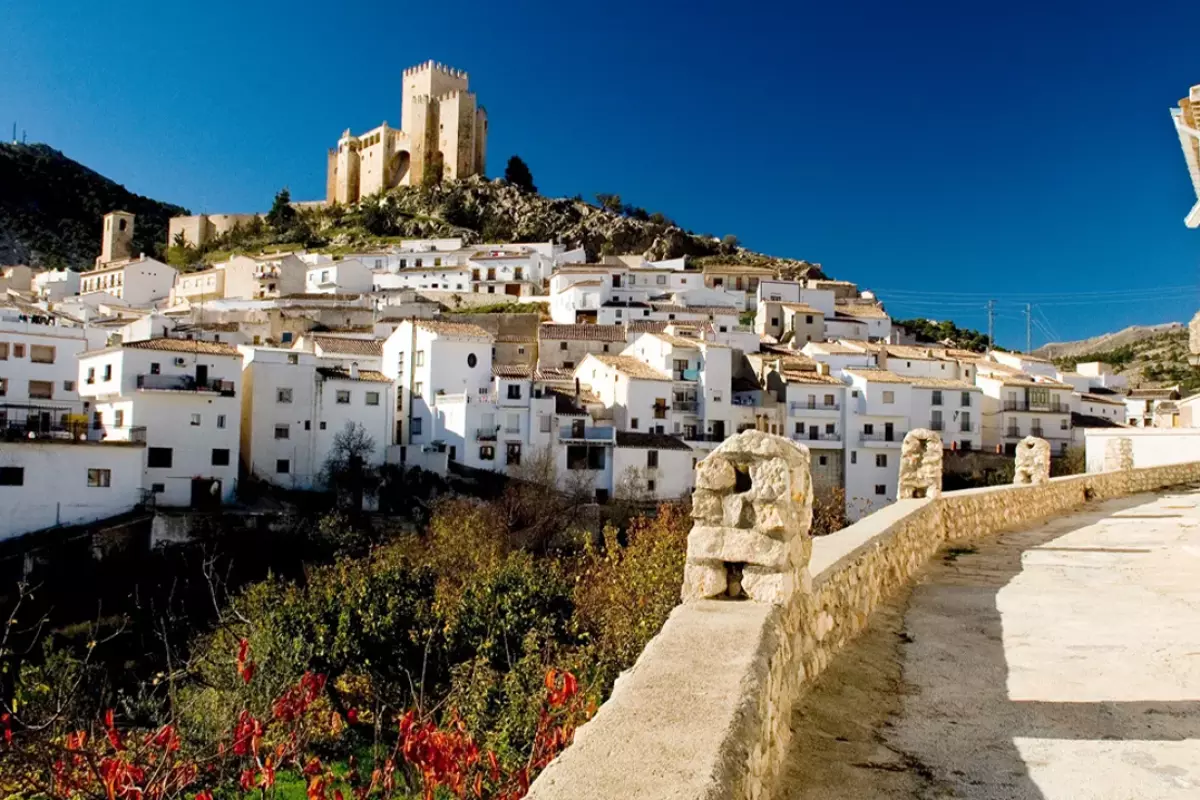 Pueblos con historia de Almería en una autocaravana Camper de alquiler