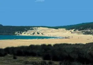 Playa de Bolonia. Imagen cedida por Turismo de Andalucía Playa de Bolonia. Imagen cedida por Turismo de Andalucía